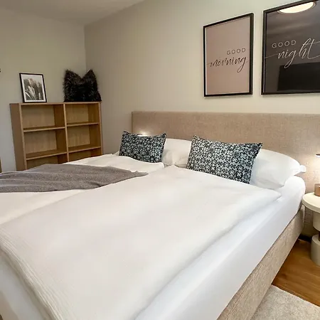 Two - Premium Seekirchen, Lichtdurchflutetes 3-zimmer-apartment Mit Terrasse Und Grüner Oase Apartment *