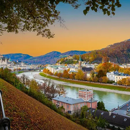 Two - Premium Seekirchen, Lichtdurchflutetes 3-zimmer-apartment Mit Terrasse Und Grüner Oase Seekirchen am Wallersee